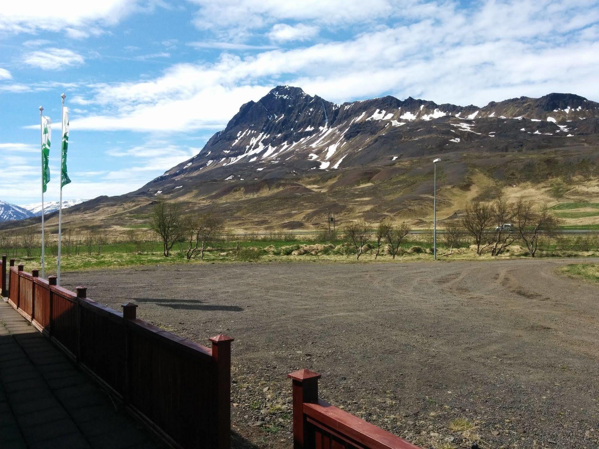 Engimyri Lodge Eksteriør billede